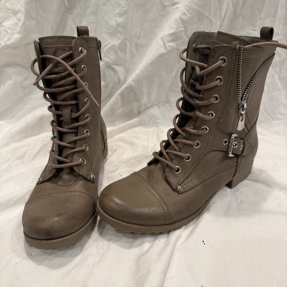 Guess gray lace up boots